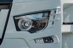 ⑮アイラインガーニッシュ左右2P