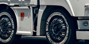 ⑦フロントマッドガード左右2P