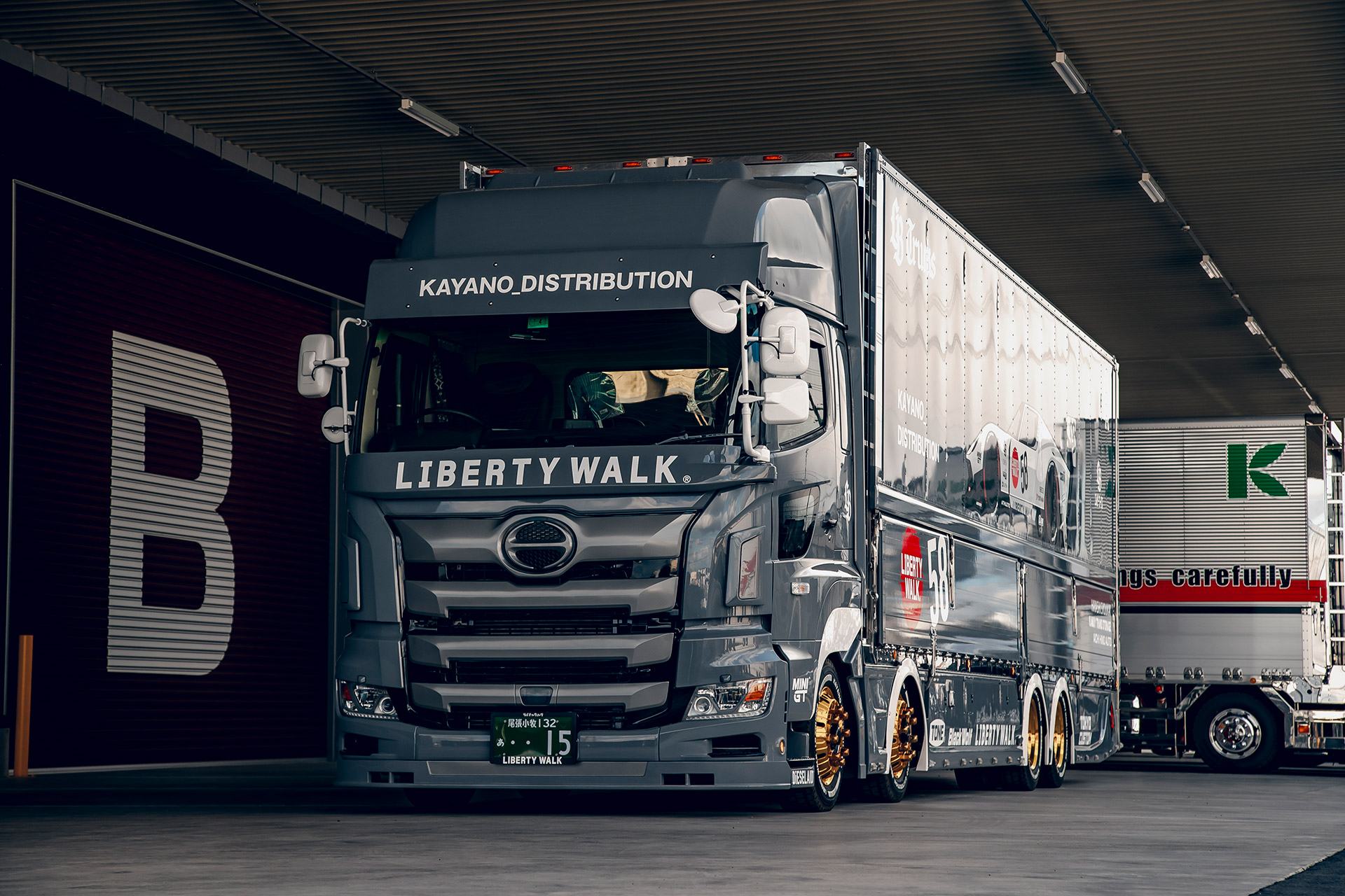 GCD Liberty Walk Hino Profia トラック